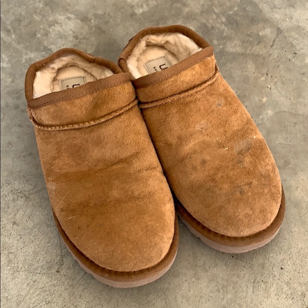 Ugg slippers good used condition